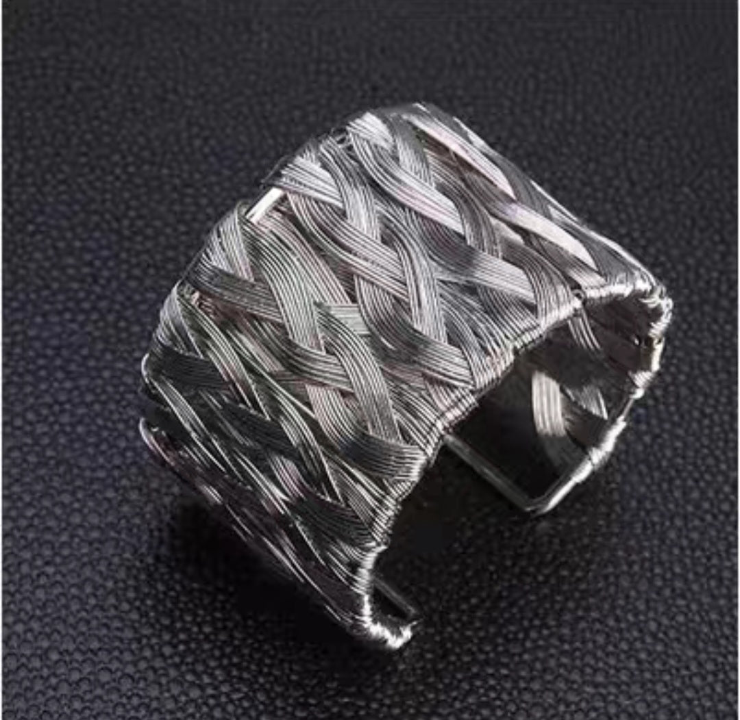 Hand accessories and body