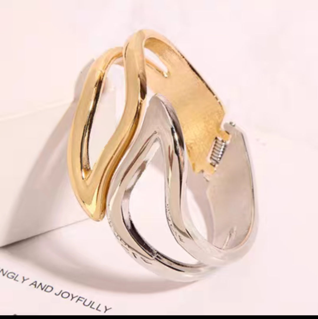 Hand accessories and body